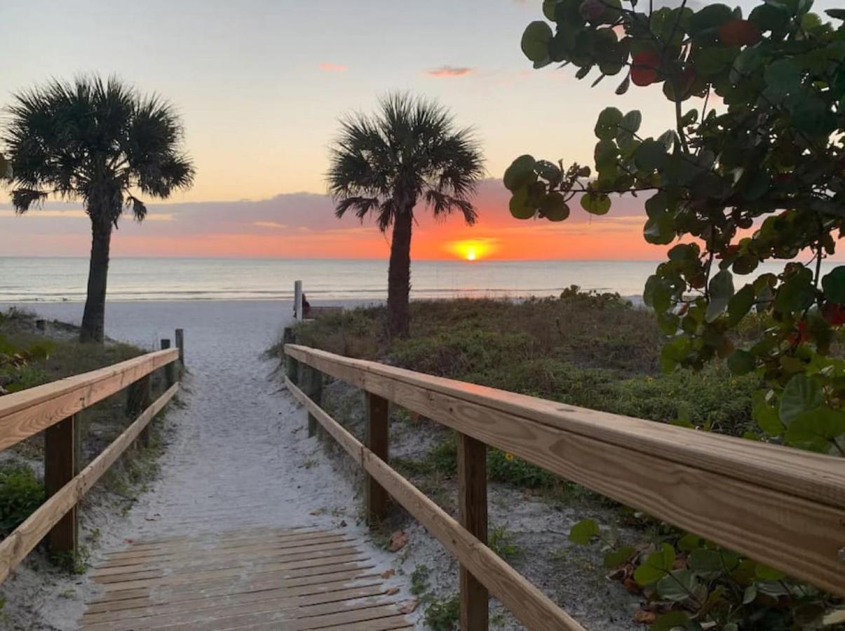 Wake Up To Ocean Views From Your Private Balcony Tampa Zewnętrze zdjęcie